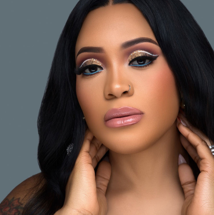 3-in-1 Concealer Hydrates, covers, color-corrects. 12H waterproof & smudge-proof. 🎁